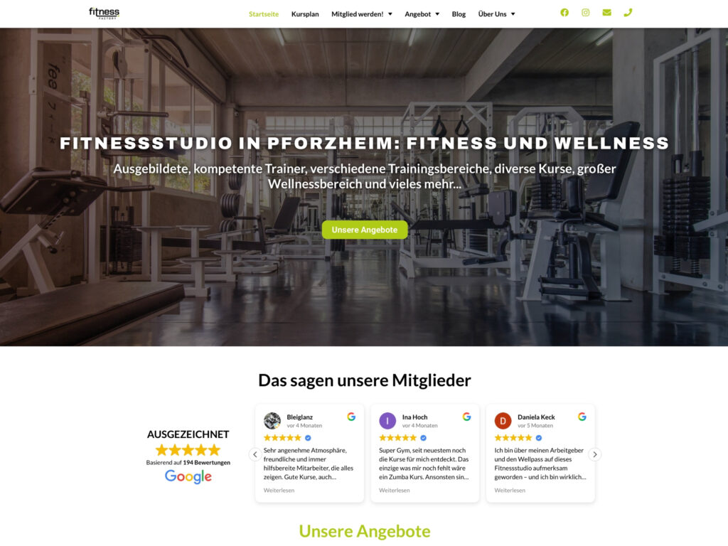 Startseite der Fitness Factory Pforzheim mit Trainingsbereich, Leistungsübersicht und Google-Bewertungen